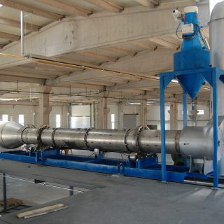 Rotary dryer for fertilizer production